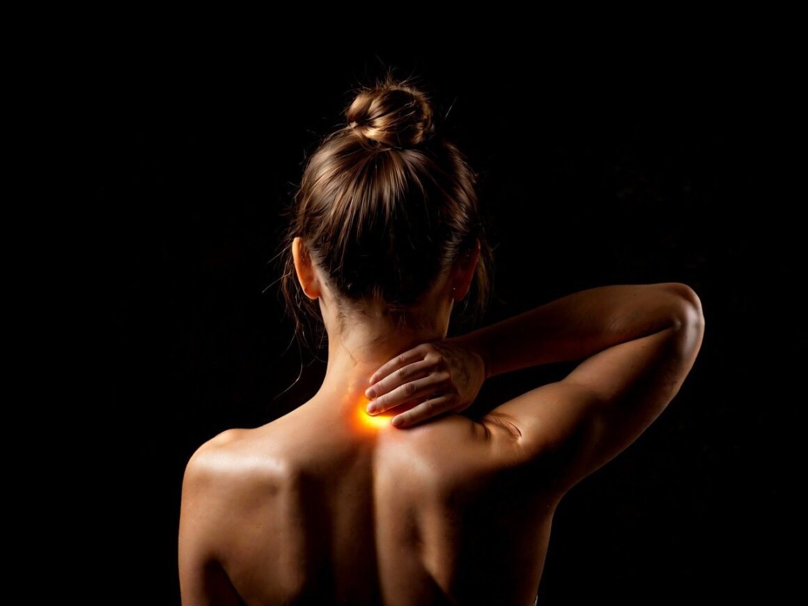 causes of neck pain